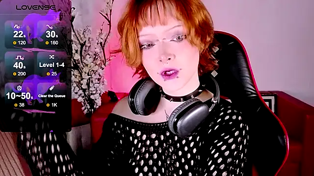 NicoleFlloret online show from September 2025 08:24:01 PM