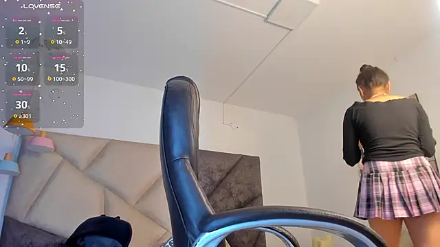 SaskiaGrendel online show from January 2026 11:50:01 PM