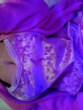 Snapshot of BellyDancer1 chatting on November 2025 12:23:01 AM BellyDancer1 online show from November 2025 12:23:01 AM