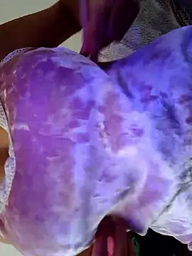 Snapshot of BellyDancer1 chatting on November 2025 01:57:01 PM BellyDancer1 online show from November 2025 01:57:01 PM