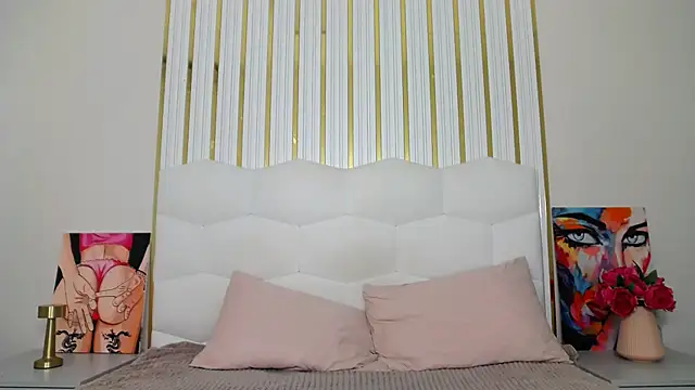 Eliss Shyyo online show from September 2025 07:57:01 AM