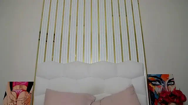 Eliss Shyyo online show from October 2025 05:05:01 AM