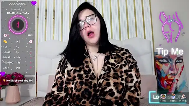 Eliss Shyyo online show from October 2025 05:30:01 AM