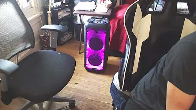 weknowourworth6999 online show from September 2025 04:34:02 PM