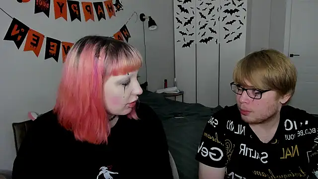 Snapshot of JayMollyy chatting on October 2025 05:25:01 PM JayMollyy online show from October 2025 05:25:01 PM