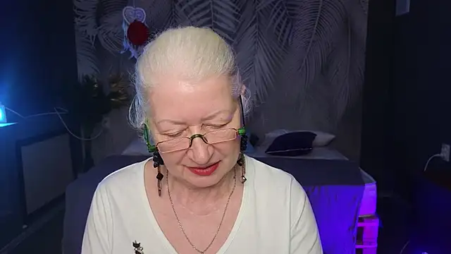 Maya Mayflower online show from March 2025 09:14:01 AM