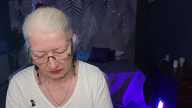 Maya Mayflower online show from March 2025 12:18:02 PM