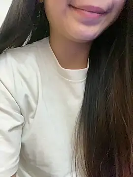 Lyly2525 online show from November 2025 02:06:02 PM