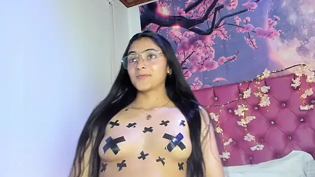 Valen Person online show from March 2025 06:30:01 PM