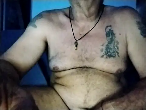 coolbrady17 online show from March 2025 04:10:01 PM