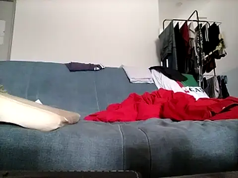 coolbrady17 online show from October 2025 03:53:02 AM