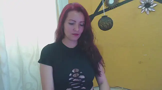 Snapshot of nanis_milf chatting on March 2025 07:25:01 PM nanis milf online show from March 2025 07:25:01 PM