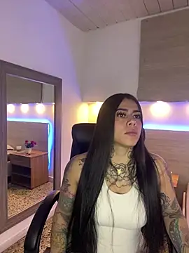 Cristal Velle online show from September 2025 12:38:02 PM