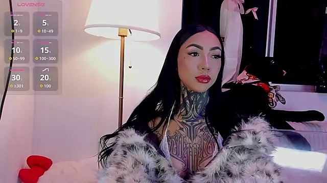 Dani Valen online show from July 2026 01:30:01 AM