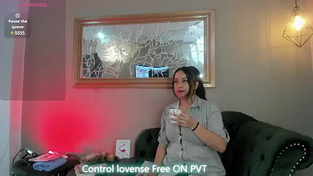 Snapshot of Chanel_milff_ chatting on March 2025 12:15:02 PM Chanel milff online show from March 2025 12:15:02 PM