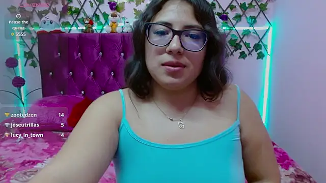 Snapshot of Anny__cute chatting on March 2025 06:44:02 PM Anny cute online show from March 2025 06:44:02 PM