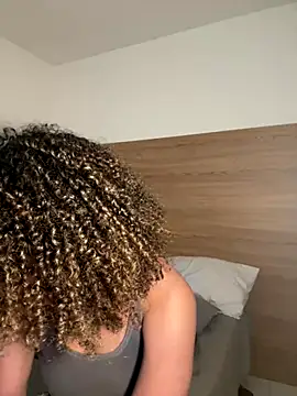 KittyTwerk 2 online show from October 2025 05:22:02 PM