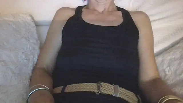 Snapshot of Valentinette chatting on July 2026 09:30:01 PM Valentinette online show from July 2026 09:30:01 PM