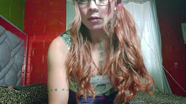 Snapshot of daniia_johns chatting on October 2025 10:18:02 PM daniia johns online show from October 2025 10:18:02 PM