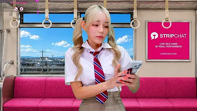 Snapshot of -LOCOMOCO- chatting on June 2026 09:40:02 AM -LOCOMOCO- online show from June 2026 09:40:02 AM