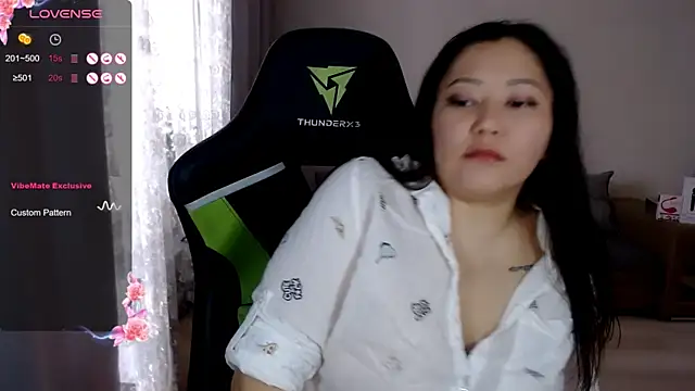 LisaAsianFlower online show from November 2025 06:12:01 AM