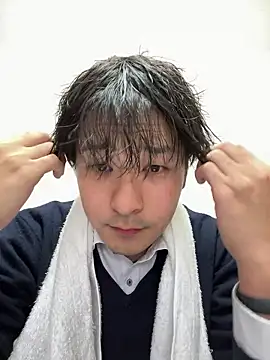 waka3232 online show from December 2025 02:07:02 AM