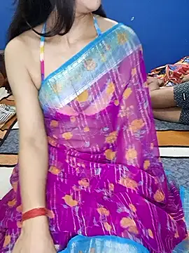 Cute-Zarina online show from November 2025 05:45:02 PM