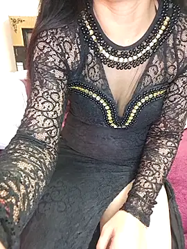 Cute-Zarina online show from December 2025 06:49:02 PM