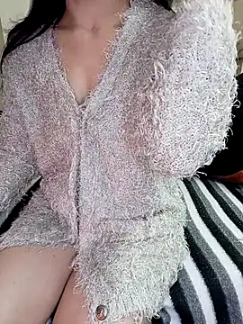 Cute-Zarina online show from January 2026 06:10:01 PM