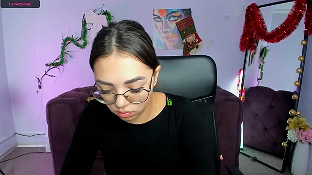 kiki swan online show from January 2026 06:48:01 AM