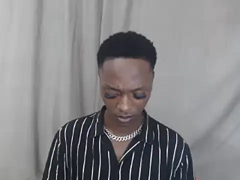 Snapshot of DarkTwink20 chatting on March 2025 01:40:01 PM DarkTwink20 online show from March 2025 01:40:01 PM