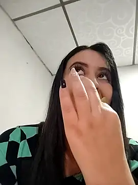 Snapshot of mialorents chatting on October 2025 09:13:01 PM mialorents online show from October 2025 09:13:01 PM