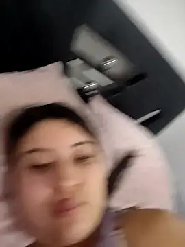 Snapshot of mialorents chatting on November 2025 12:59:01 PM mialorents online show from November 2025 12:59:01 PM