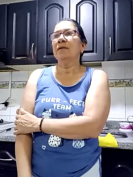 Snapshot of victoria_wayne chatting on September 2025 10:15:02 AM victoria wayne online show from September 2025 10:15:02 AM