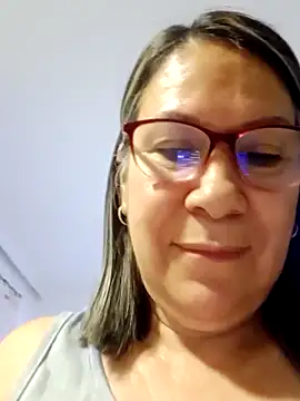 victoria wayne online show from December 2025 10:00:02 AM