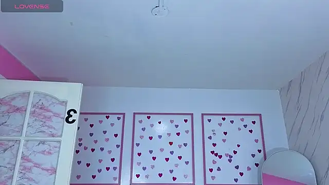 emma wockll t online show from May 2026 01:57:16 AM