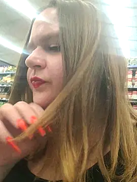 Bigmouthbitch online show from December 2025 03:45:02 AM