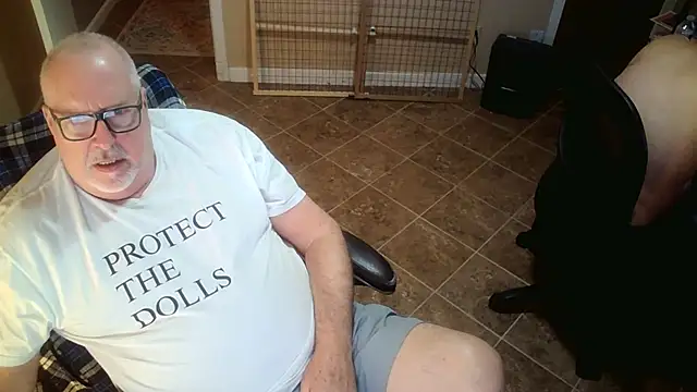 superbearboss online show from October 2025 03:16:02 AM