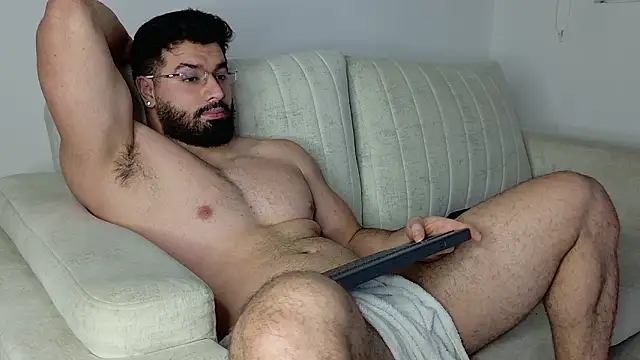 Roman Lux online show from February 2026 06:40:02 AM