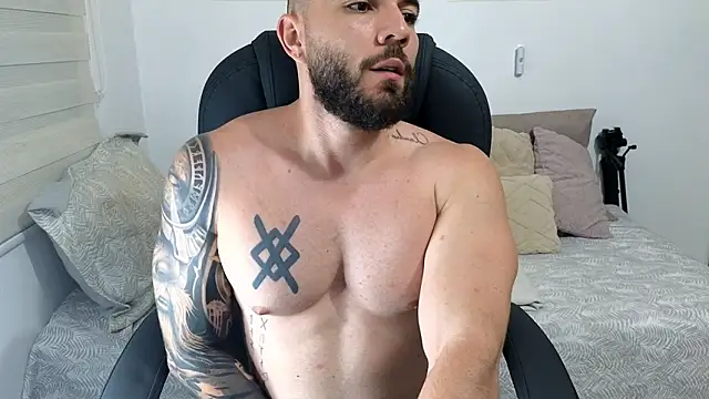 Isaac Carter online show from January 2026 10:19:02 PM