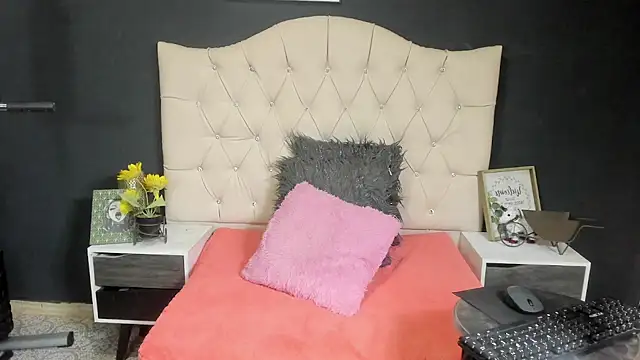 Alexa Bravva online show from March 2025 04:02:02 AM