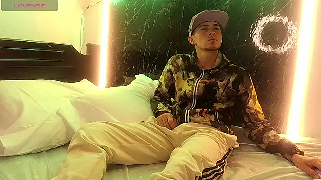 jacob smith10 online show from March 2025 12:38:02 AM