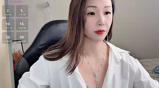 Dewluna online show from March 2025 12:09:02 PM