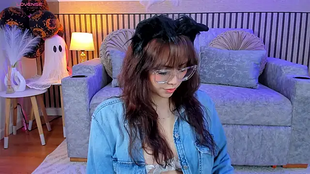 aleska winter online show from October 2025 11:22:01 AM