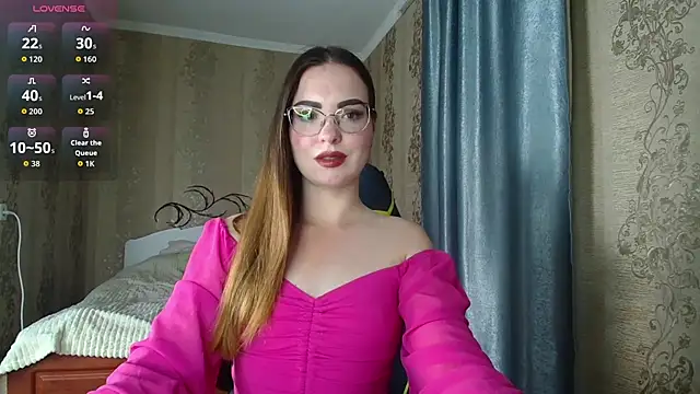 Snapshot of Leila_Kissyu chatting on June 2026 04:42:02 PM Leila Kissyu online show from June 2026 04:42:02 PM