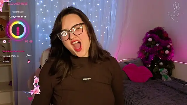 MiraLuccian online show from January 2026 08:21:02 PM