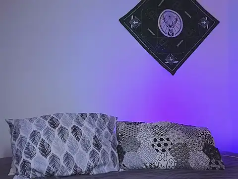 samevansx  online show from October 2025 02:29:01 PM