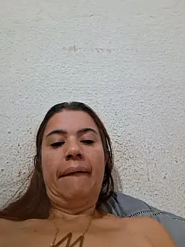 Snapshot of Carnudao chatting on October 2025 09:00:02 PM Carnudao online show from October 2025 09:00:02 PM