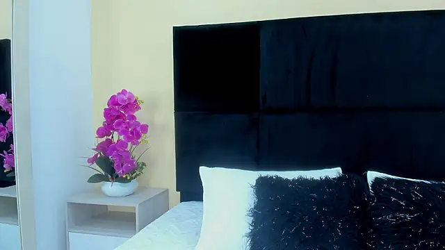 MaddyCrofft online show from March 2026 11:14:01 AM