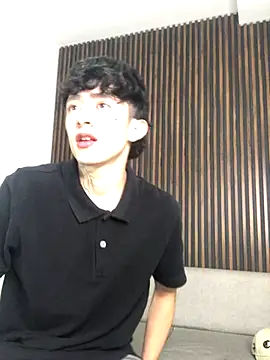 troy rouge online show from September 2025 07:08:01 PM